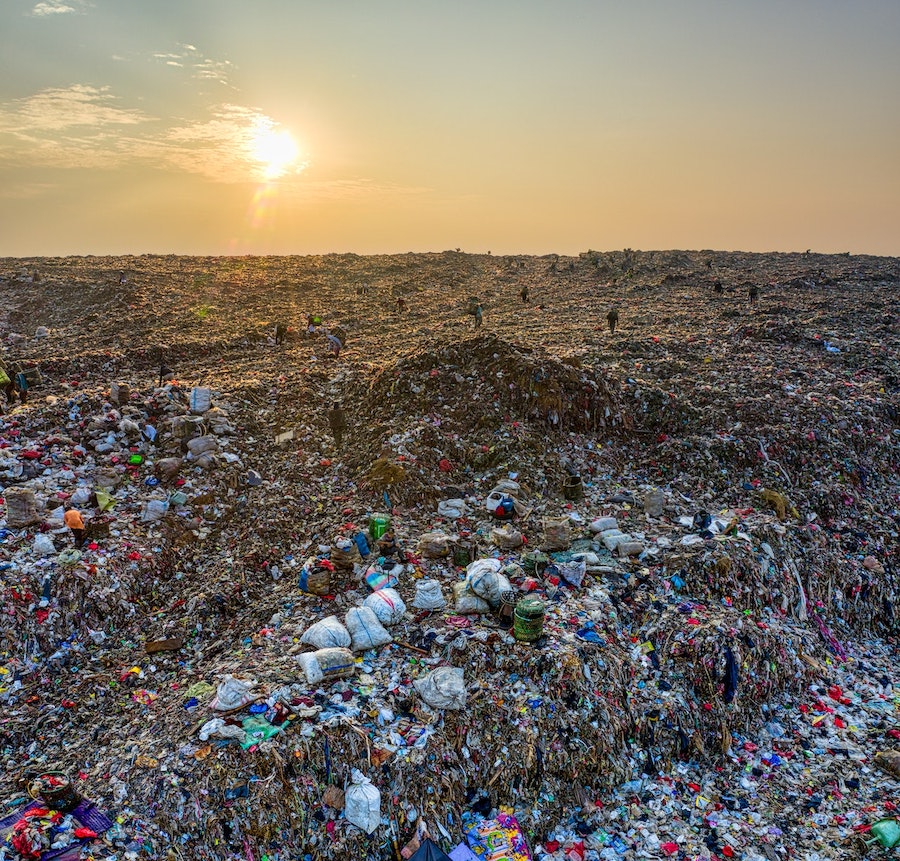 Vêtements recyclés : le véritable coût de la fast fashion