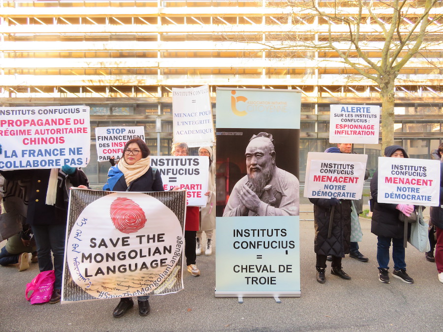 Des citoyens français demandent la fermeture des Instituts Confucius