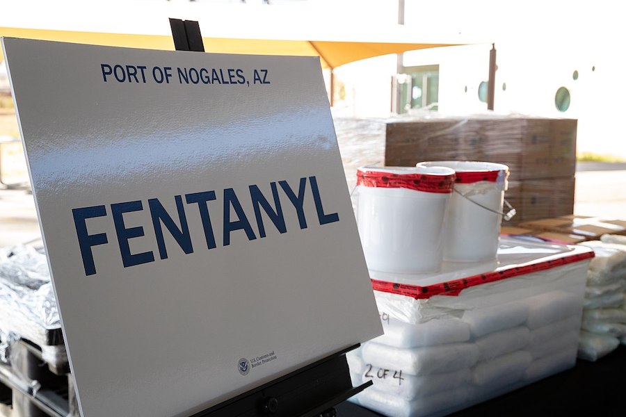 Des responsables américains et chinois se penchent sur la crise du fentanyl lors d’une réunion aux enjeux considérables