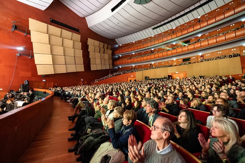 Shen Yun aux Caraïbes, en Amérique du Nord et en Europe