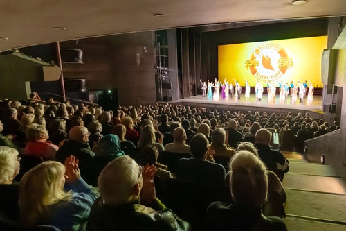 Shen Yun aux Caraïbes, en Amérique du Nord et en Europe 