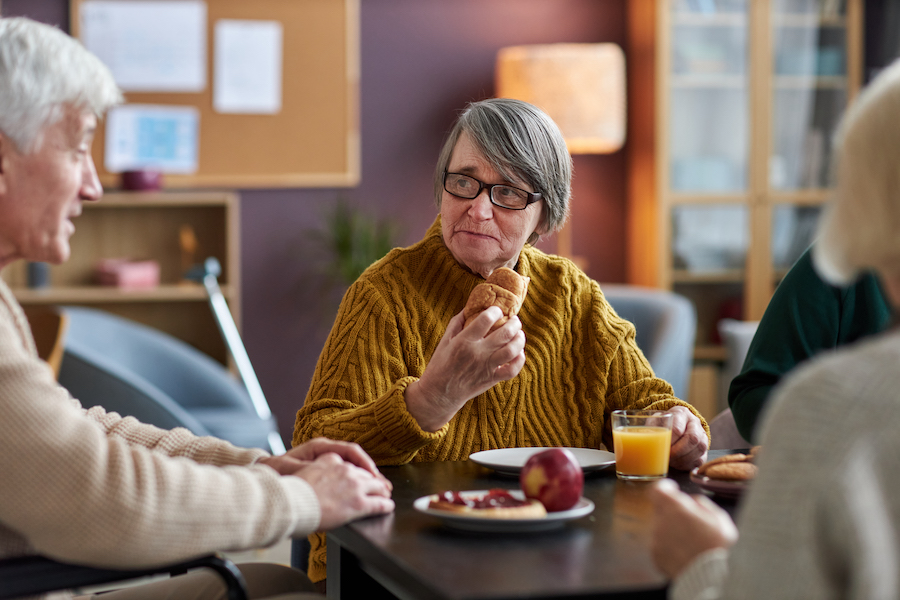 Trois soi-disant bonnes habitudes pourraient être à l’origine de la maladie d’Alzheimer
