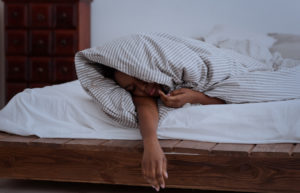 L’insomnie associée au risque de cancer : comment améliorer la qualité du sommeil