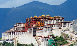 Plus d’un millier de Tibétains arrêtés suite à des manifestations contre un projet de barrage hydroélectrique