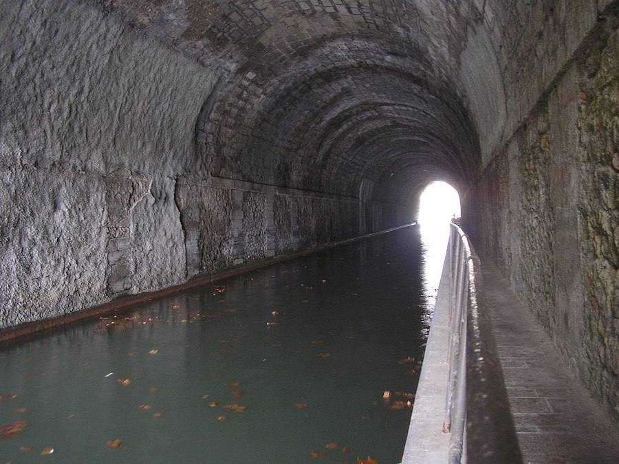 Canal du Midi : une grande aventure riche de prouesses et de coopération humaine 