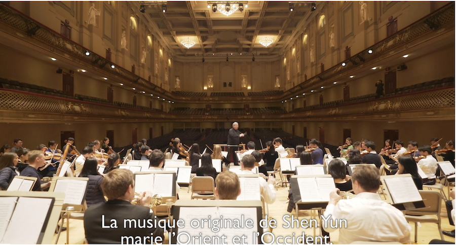 Shen Yun : une orthophoniste, ébahie par l’interprétation et le souffle des ténors
