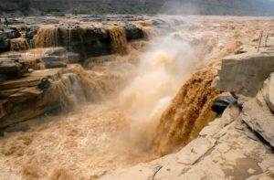 Quand les eaux du fleuve Jaune deviennent claires : lecture d’une ancienne prophétie chinoise