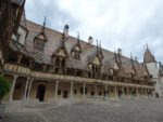 Une compréhension plus sereine de la maladie au Moyen Âge