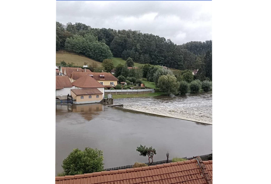 Baisse des revenus, augmentation des prêts : comment les inondations en Europe affectent les entreprises et le système financier dont elles dépendent