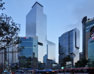 Le Japon et la Corée du Sud peuvent montrer aux gouvernements comment concurrencer la Chine et les États-Unis