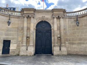L’endettement de l’État sous Chirac, Sarkozy, Hollande, Macron… ce que nous apprend l’histoire récente