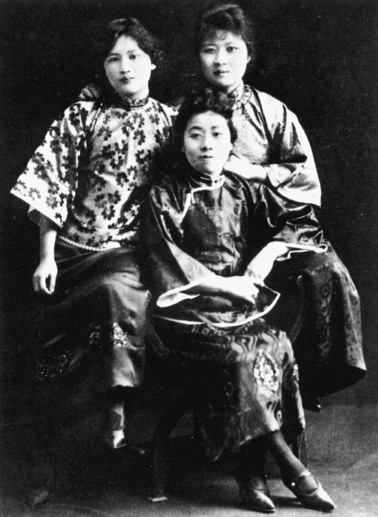 Comment le courage de Soong Ai-Ling a défié le racisme et marqué l’histoire
