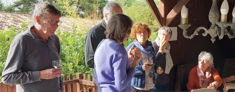 Vieillir sans maison de retraite : le pari coopératif des boboyaka à Bordeaux
