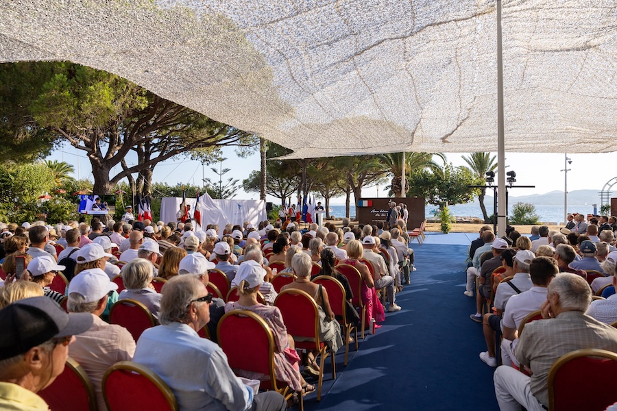 Inauguration du premier monument dédié aux victimes du totalitarisme communiste à Saint-Raphaël
