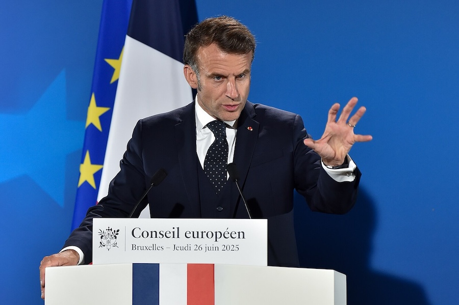 La présidence d’Emmanuel Macron est en mode survie : comment la paralysie politique de la France a-t-elle pu s’aggraver à ce point 