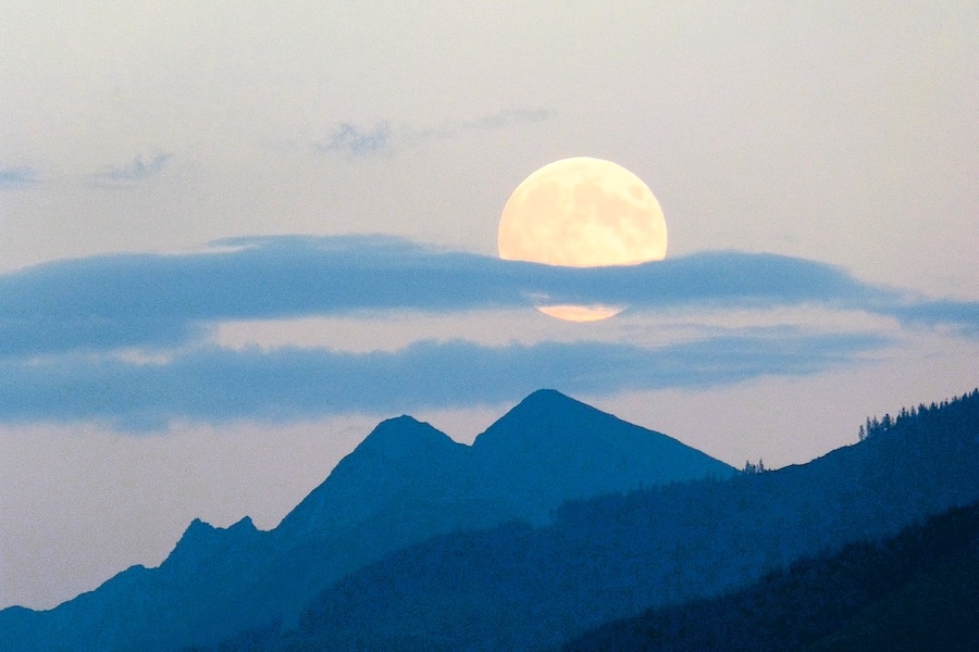 Les trois légendes de la lune : histoire fascinante de la fête de la mi-automne/