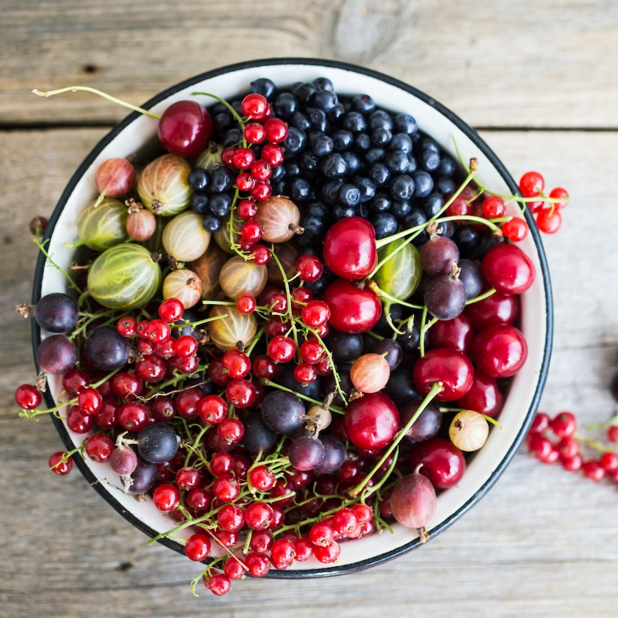 Détox du sucre, réduction des glucides, un médecin explique pourquoi vous devriez maintenir les fruits au menu