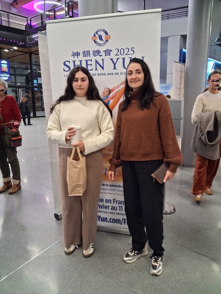  Shen Yun : un spectacle d’une grande beauté qui touche les coeurs 
