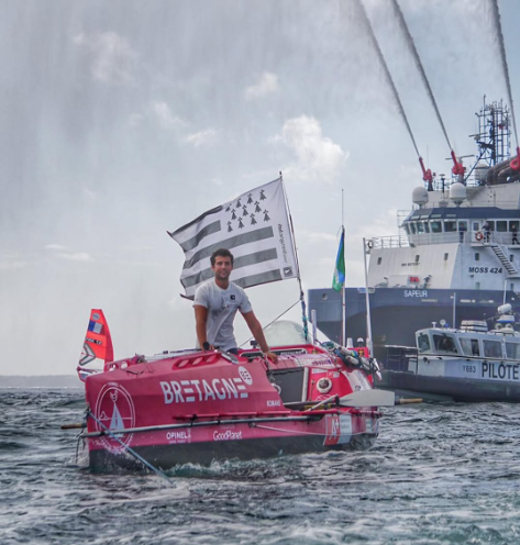 L'audacieux tour du monde à la voile de Guirec Soudée