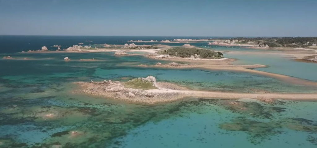 L'audacieux tour du monde à la voile de Guirec Soudée