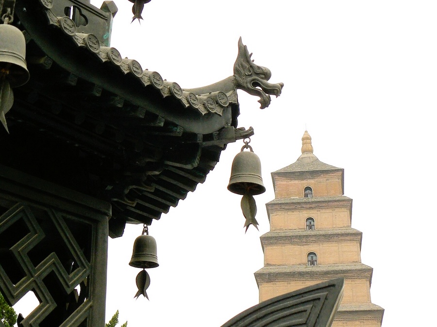 Trois chariots portant vin, femmes et soutras, le surprenant chemin vers l’éveil d'un moine des Tang