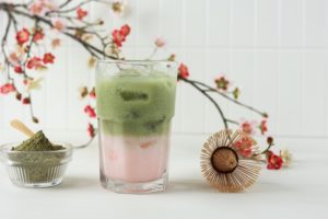 La crise du matcha au Japon : comment une hausse des prix de 170 % a révélé la fragilité d’une industrie vieille de plusieurs siècles