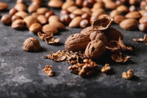 Une poignée de noix par jour est-elle bénéfique pour la tension artérielle