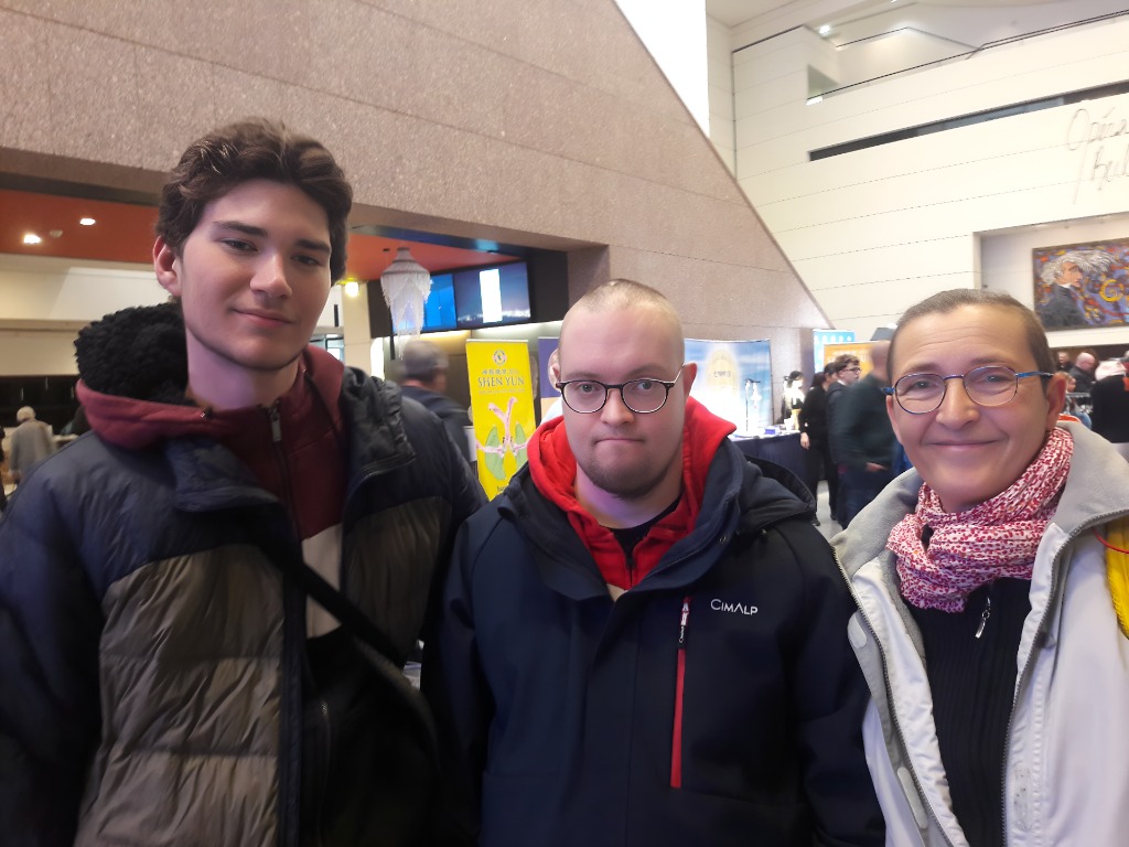 L'authenticité et la grâce des artistes de Shen Yun à Montpellier séduisent et interpellent les cœurs