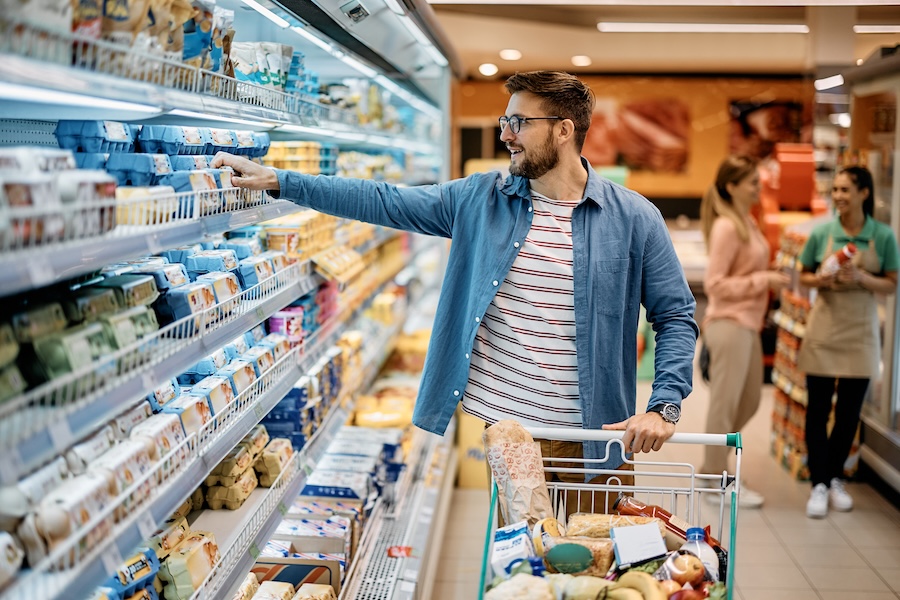 Robert F. Kennedy Jr. évoque son changement de régime alimentaire et la refonte des recommandations nutritionnelles 