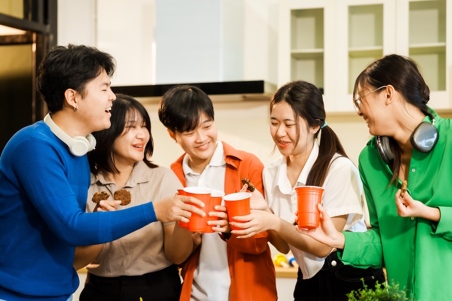 Pourquoi les Chinois préfèrent l’eau chaude alors que la plupart des gens dans le monde boivent de l’eau froide