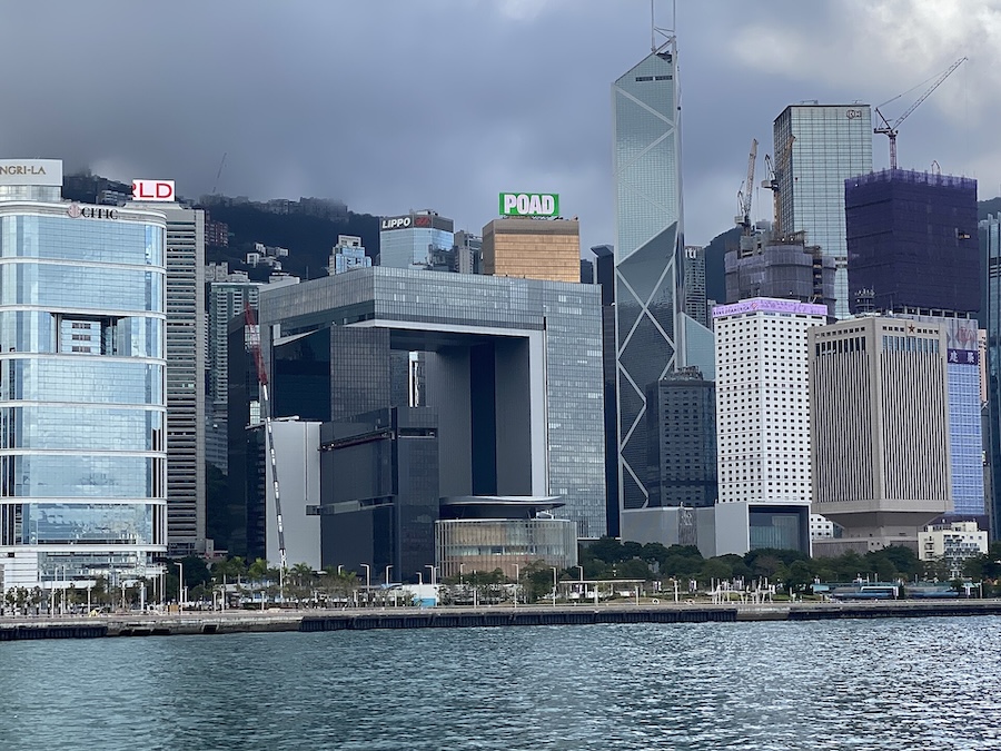 Allégations de surveillance et de harcèlement de journalistes ? L’Association des journalistes de Hong Kong tire la sonnette d’alarme