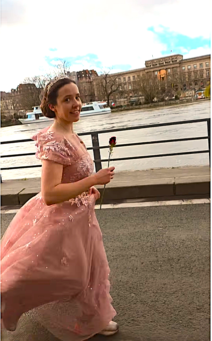 Un marathon en robe de bal pour promouvoir les soins palliatifs