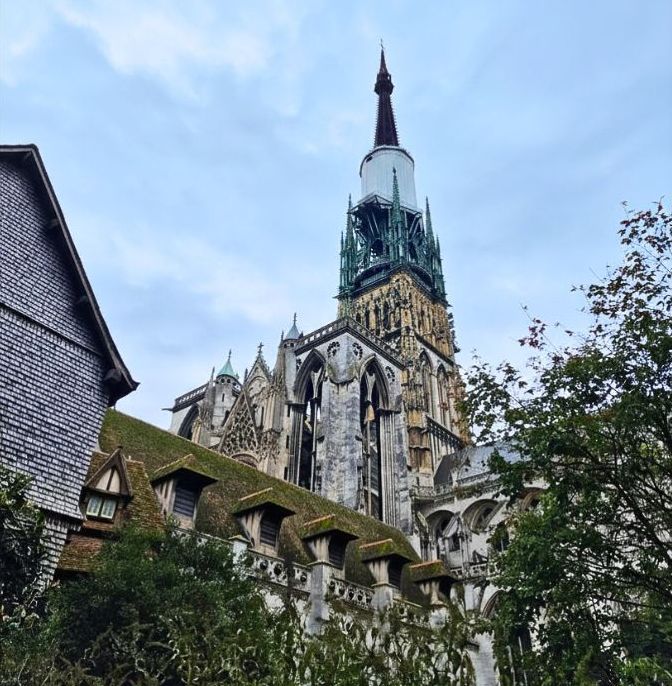 Rouen, entre dentelle de pierre et temps suspendu