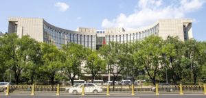 Impossible de retirer son propre argent : les contrôles bancaires en Chine suscitent l’indignation