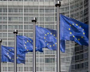 L’Union européenne sanctionne 60 entités de pays tiers pour leur accès aux technologies russes