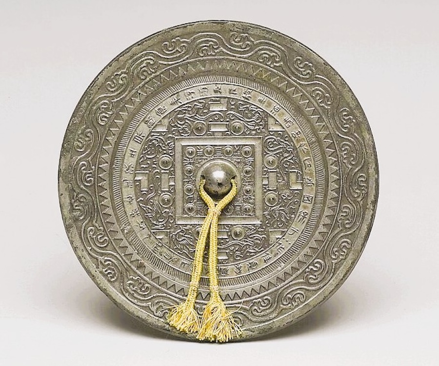 Le miroir en bronze chinois, un reflet de l’âme de la Chine ancienne
