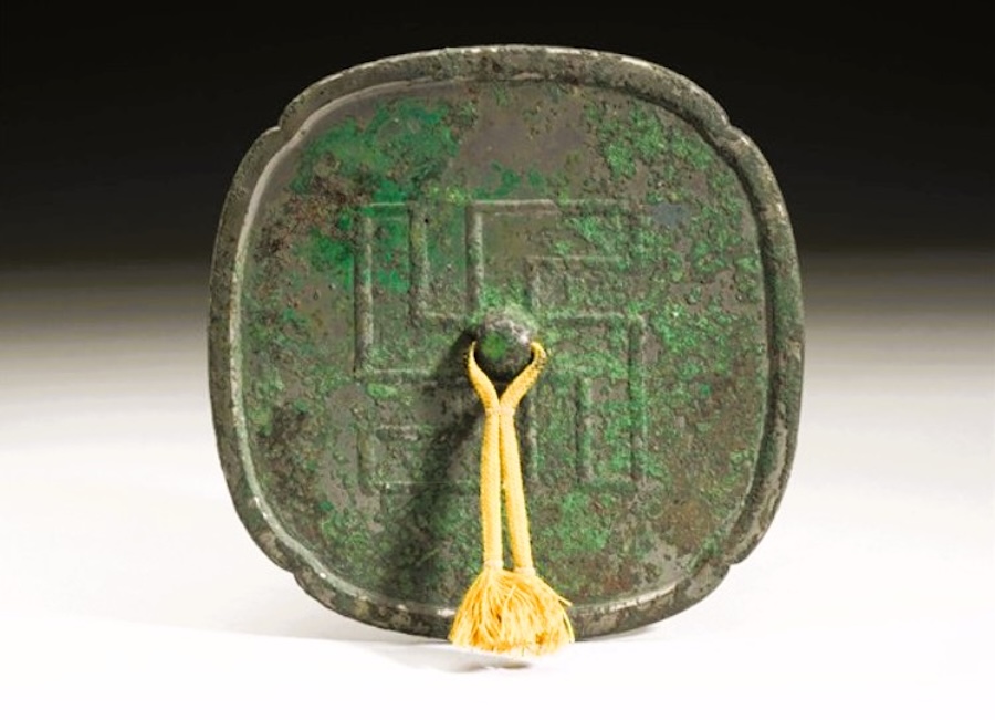 Le miroir en bronze chinois, un reflet de l’âme de la Chine ancienne
