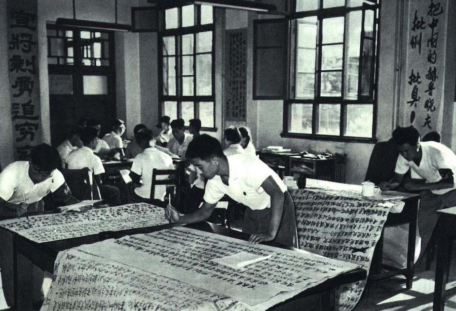 12 façons dont l’ombre persistante de la Révolution culturelle continue de hanter la Chine 
