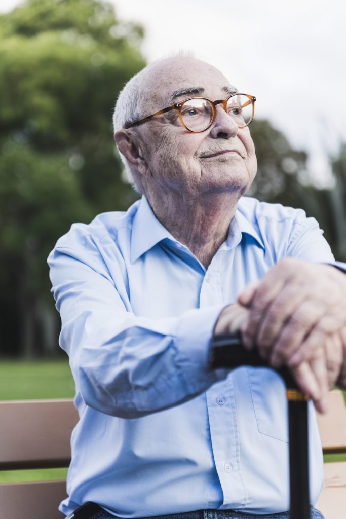 Pourquoi maintenir la force des jambes devient essentiel avec l’âge