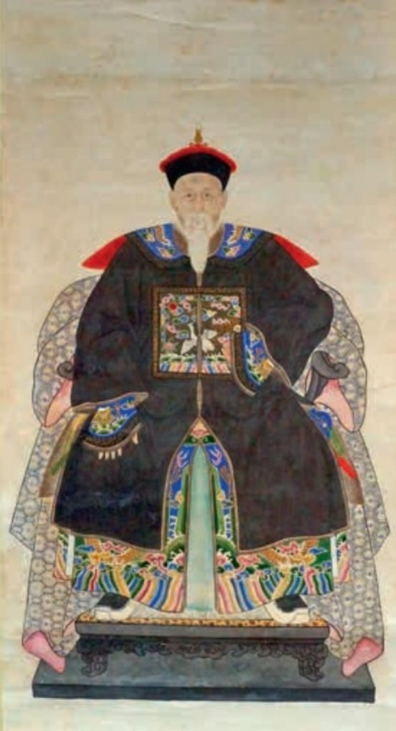 Les vêtements de la Chine ancienne indiquaient le rang et le statut social 
