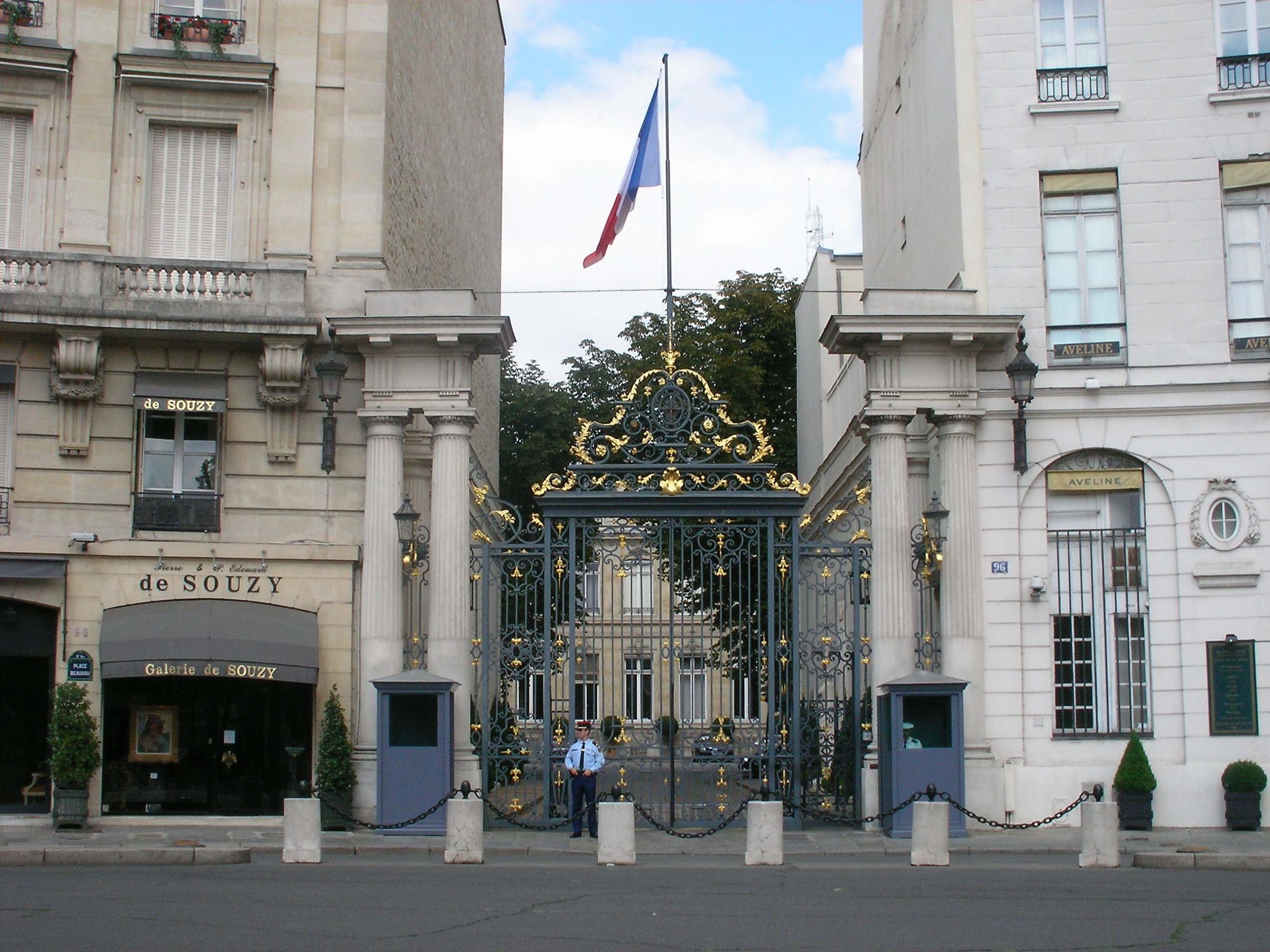 Stations de police
