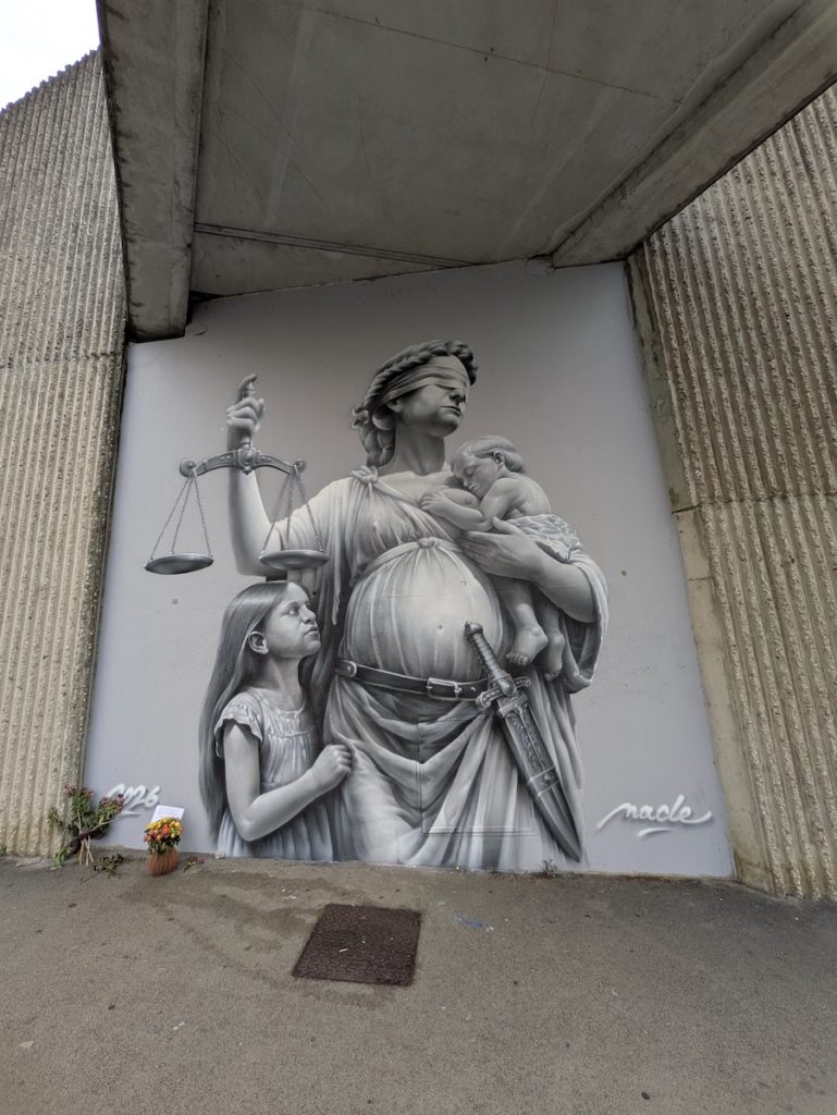 Une fresque pour Lyhanna et les enfants