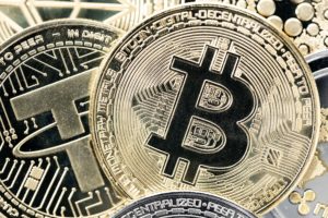 Une entreprise chinoise utilise les réseaux de cryptomonnaies pour transférer des fonds et des produits chimiques via le Japon