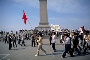 Le verdict de Zhao Ziyang sur le massacre de Tiananmen : Li Peng a exigé les tirs, Deng Xiaoping a donné l’ordre