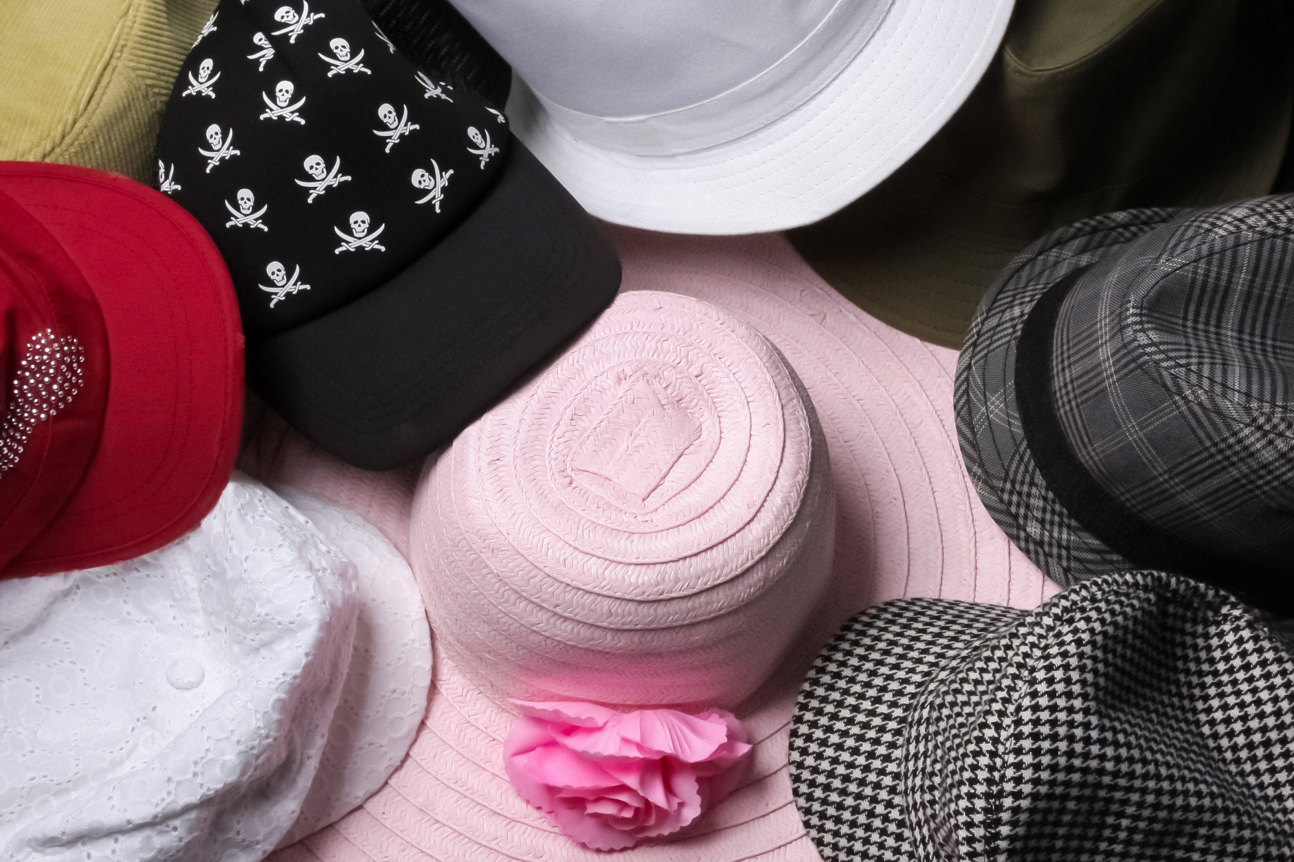 Le port du chapeau : entre mode, identité et langage social