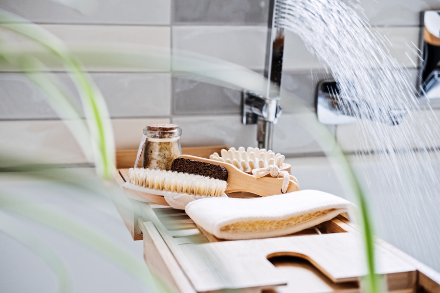 La douche froide apporte quelques bienfaits, mais elle serait à éviter dans dix situations