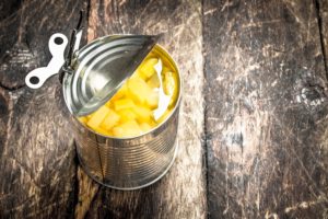 Les fruits et légumes surgelés et en conserve sont bon marché mais sont-ils aussi sains que les aliments frais 