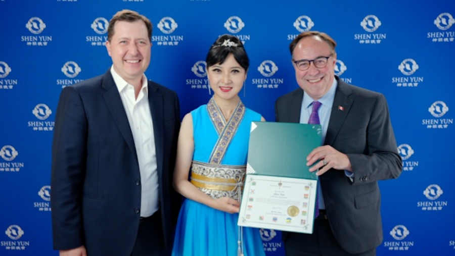 Shen Yun clôture sa tournée mondiale du 20ème anniversaire à guichets fermés à Toronto