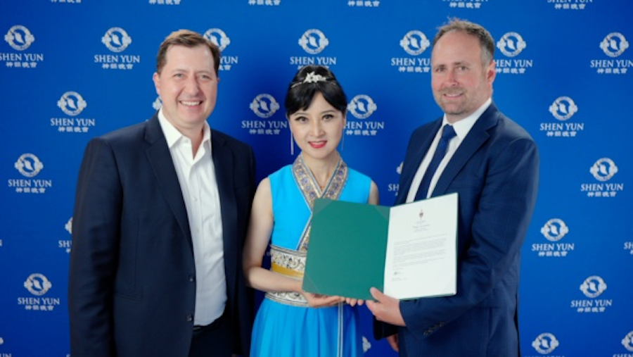 Shen Yun clôture sa tournée mondiale du 20ème anniversaire à guichets fermés à Toronto