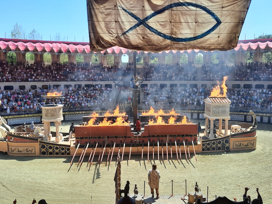 Le Puy du Fou ou comment réconcilier les jeunes générations avec l’Histoire